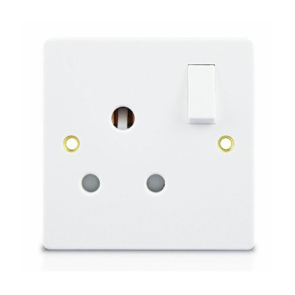 15A 1 GANG SWITCHED ROUND PIN SOCKET.