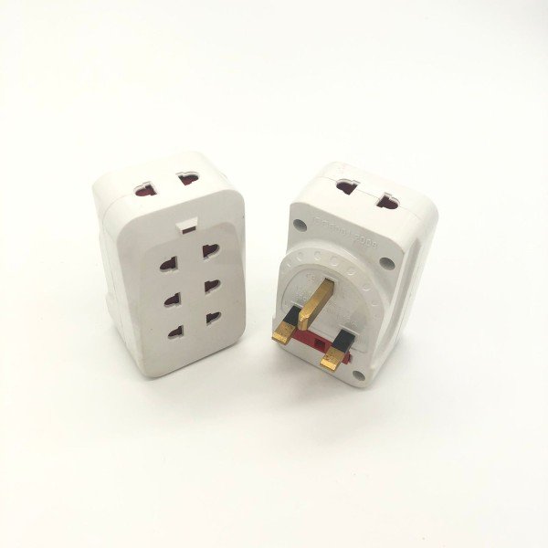 TYPE UK TO EURO CONVERTOR AND MULTI-FUNCTION PLUG