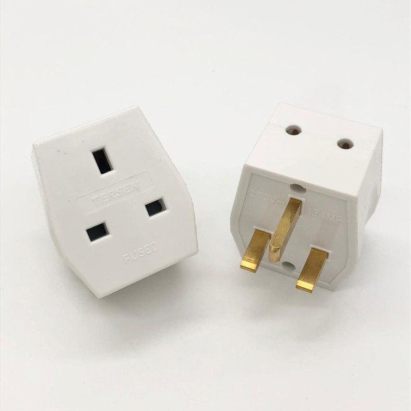 TYPE EURO TO UK CONVERTER AND MULTI-FUNCTION PLUG